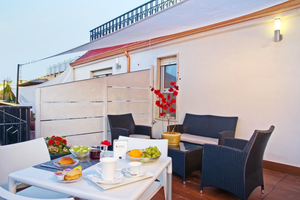 B&B La Bella Vita ปาแลร์โม ภายนอก รูปภาพ