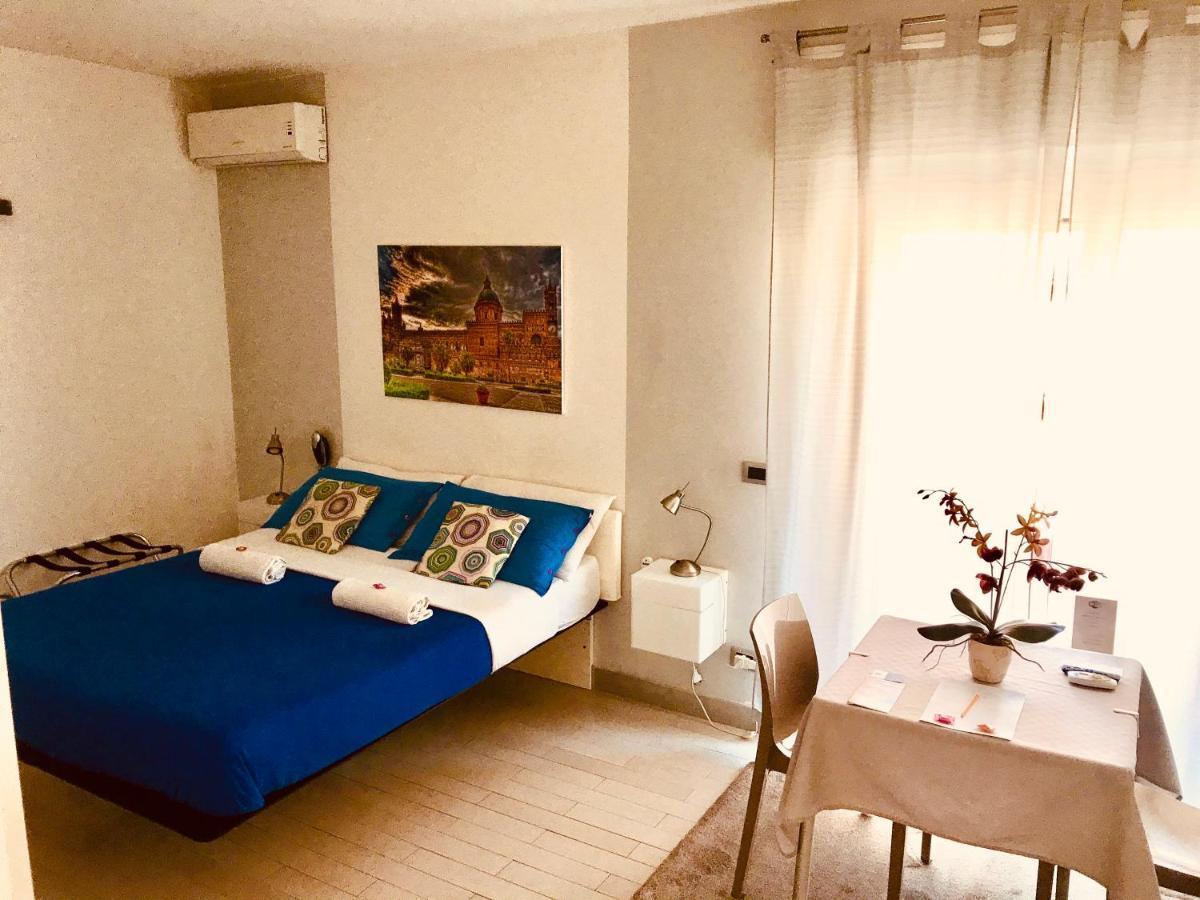 B&B La Bella Vita ปาแลร์โม ภายนอก รูปภาพ